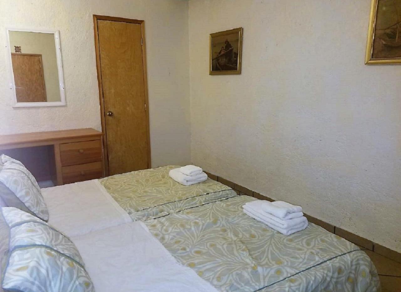 C Huespedes Sn Angel - Confirme Reservacion Al Telefono Siempre - Guest house *